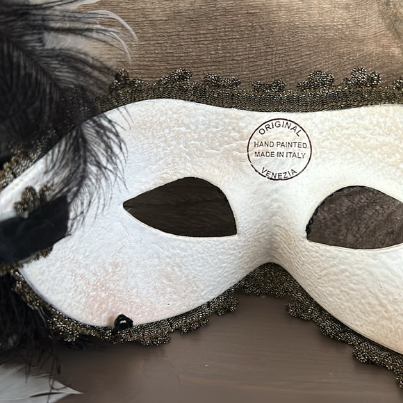 Gala Mask - Made in Italy - Picture 3 of 3